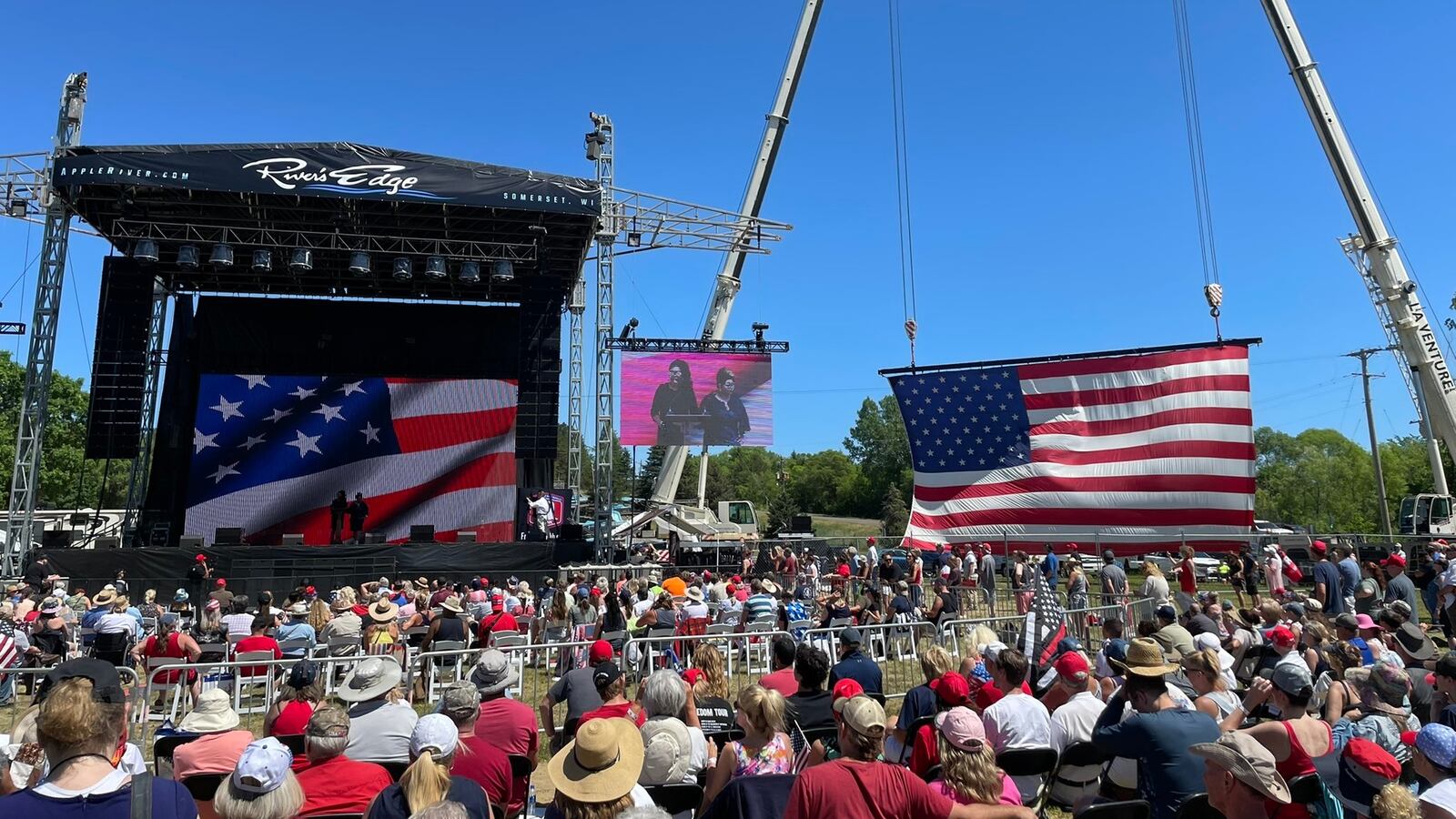 E3slyAXXIAA0-rE_ktmqv1