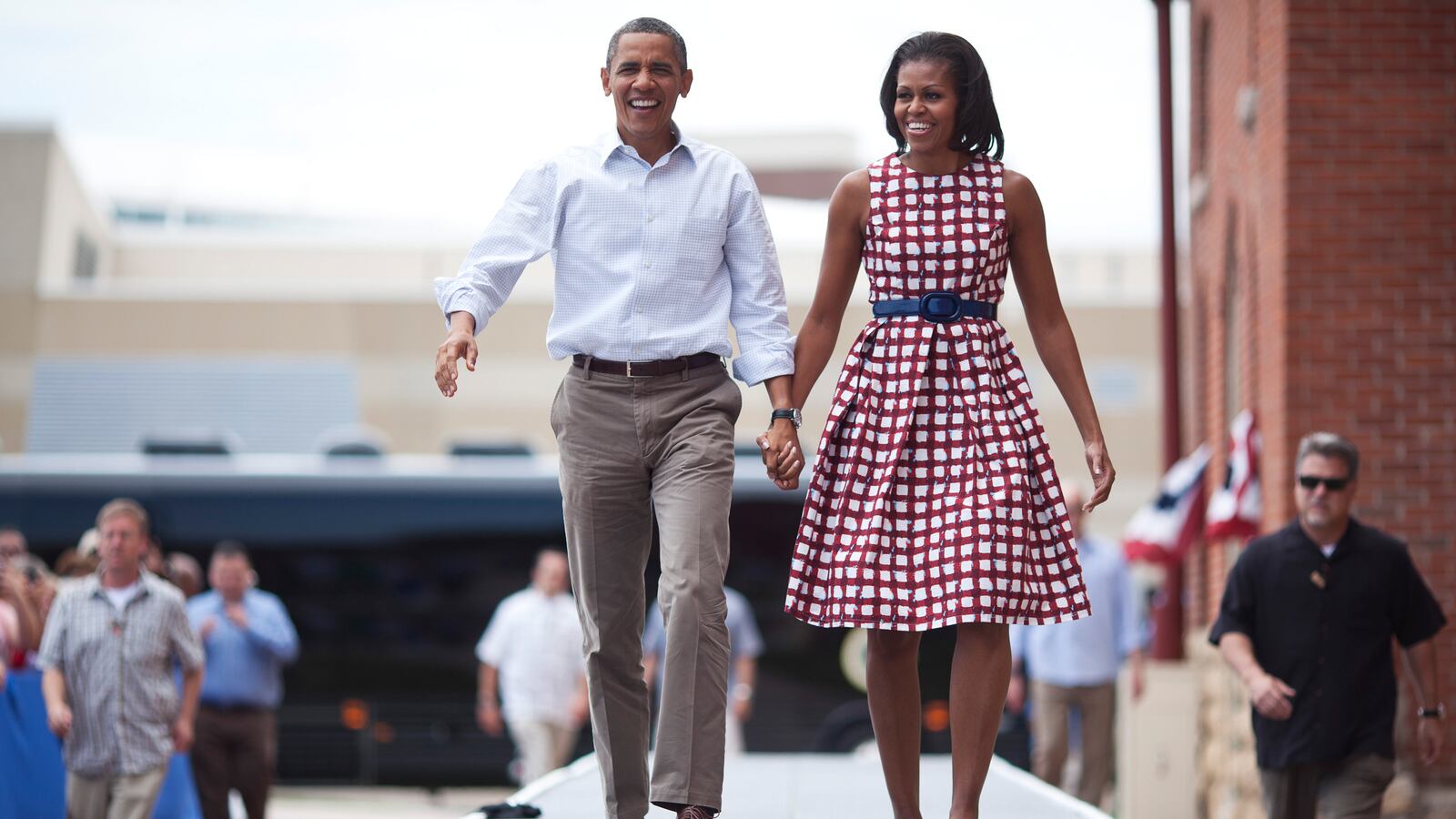 articles/2014/06/02/who-pays-for-michelle-obama-s-clothing-scout-willis-speaks-out-regarding-topless-photos/131230-stuart-obama-tease_e7nyrt