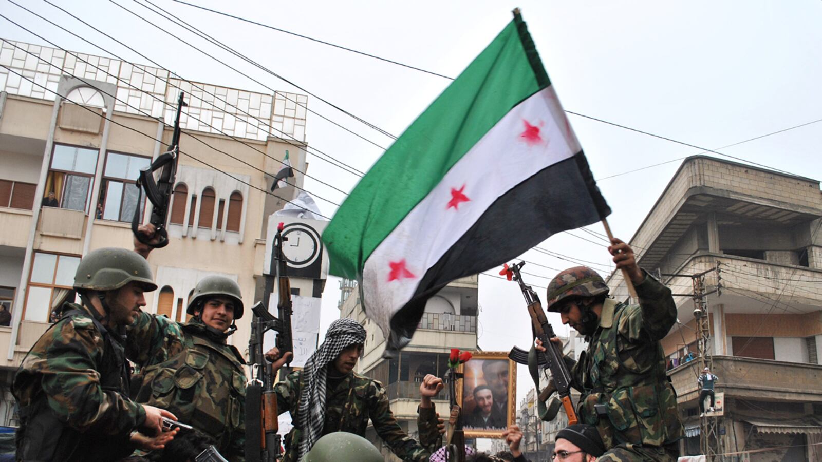 cheats/2012/01/26/syria-pummels-rebel-suburb/syria-battle-to-capital-cs_em0mpk