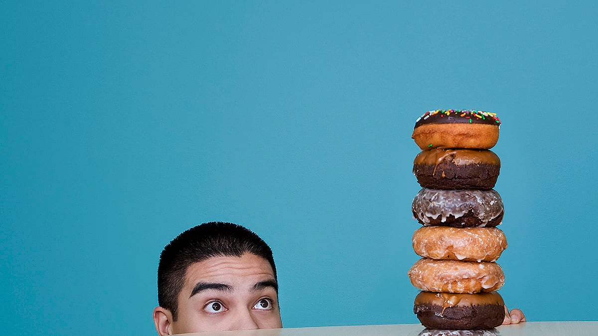 articles/2011/12/09/can-food-make-you-infertile-foods-to-eat-and-avoid/fertility-foods-donuts-tease_l684kr