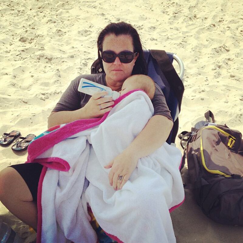 galleries/2013/08/18/lady-gaga-olivia-wilde-more-celebrity-twitter-pictures-photos/130815-celeb-instagram-04_fesnym