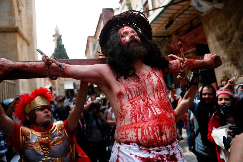 galleries/2017/04/14/good-friday-brings-gory-re-enactments-of-christ-s-crucifixion/170413-crucifixion-rennactments-01_vh6gbt