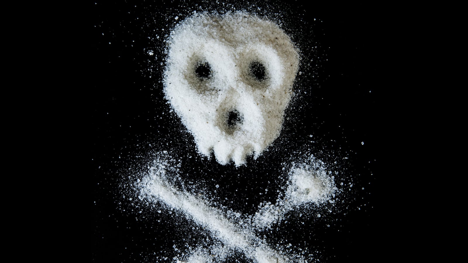 articles/2014/06/20/when-table-salt-becomes-poison/140619-saunders-salt-tease_zbdolq