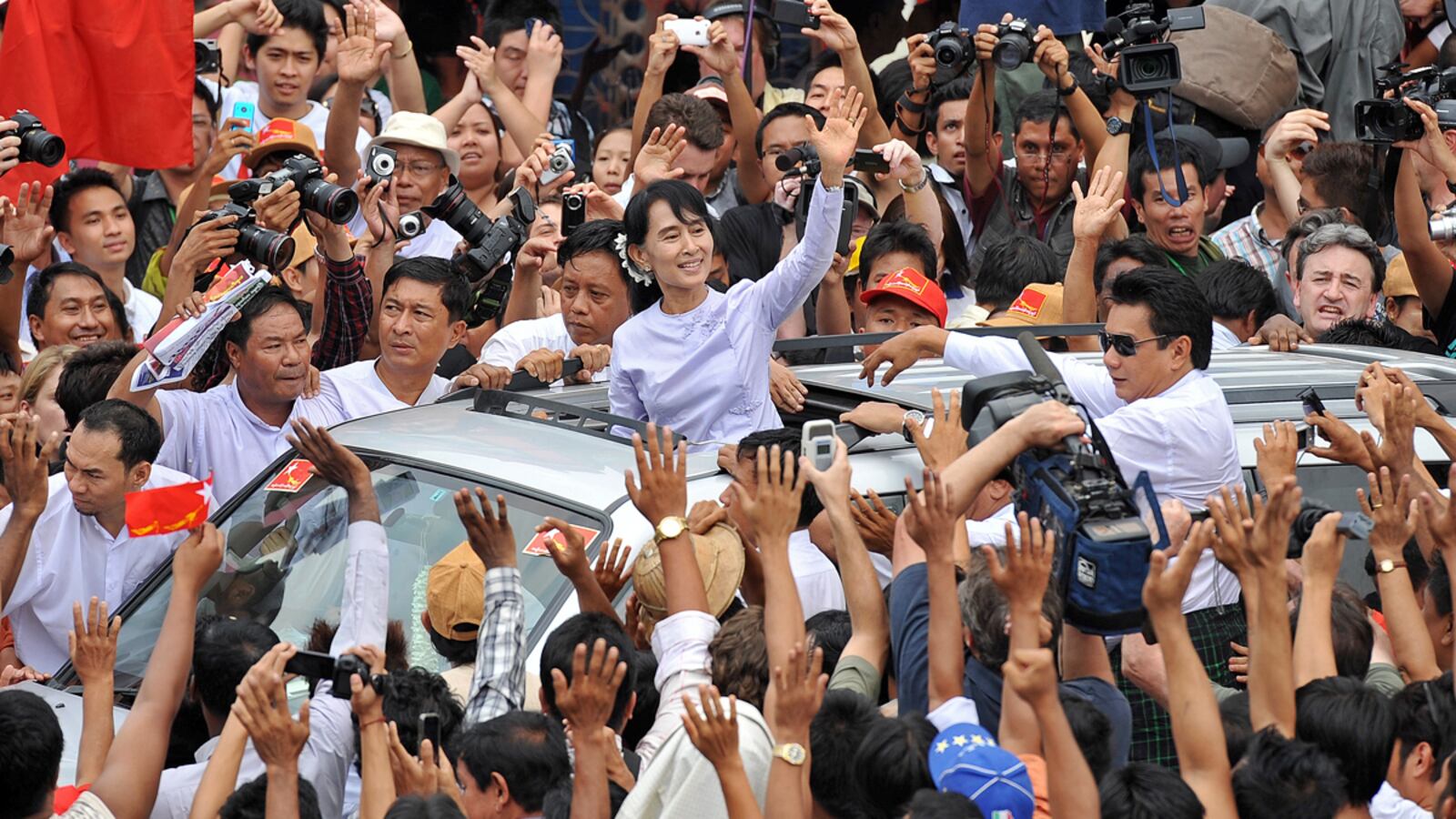 cheats/2012/04/02/myanmar-leader-hails-new-era/aung-san-suu-kyi-new-era-cheat_ccyfyj