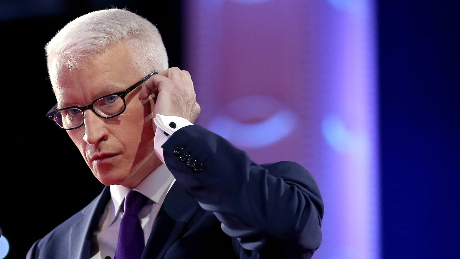 articles/2016/02/17/dear-anderson-cooper-make-the-candidates-talk-about-voting-rights/160217-may-cooper-tease_eis4uu