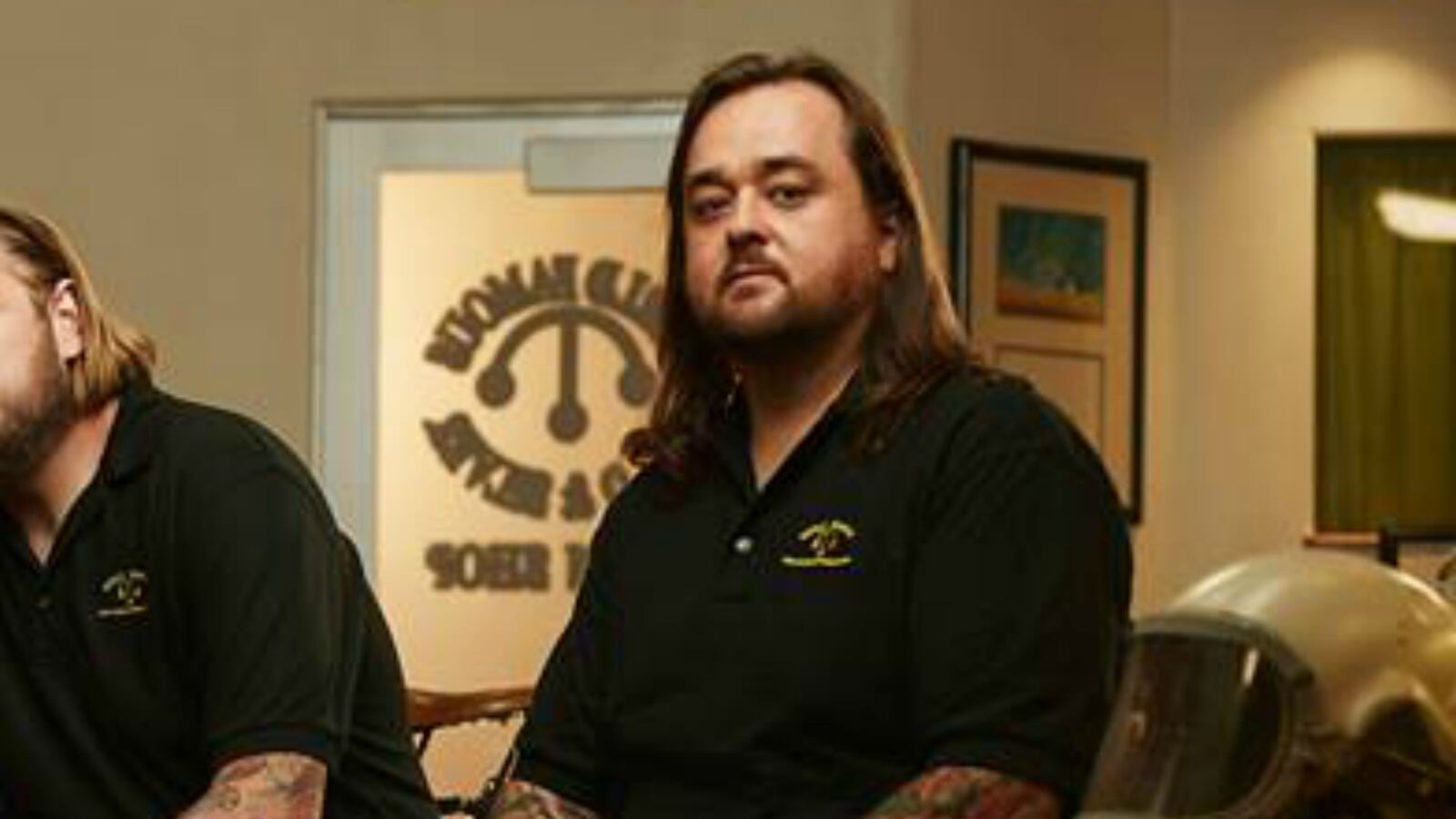 cheats/2016/03/10/chumlee-from-pawn-stars-arrested/160310-cheat-chumlee_kqhgeh