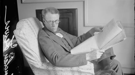 articles/2012/03/19/american-dreams-babbitt-by-sinclair-lewis/sinclair-lewis-tease_etjimw