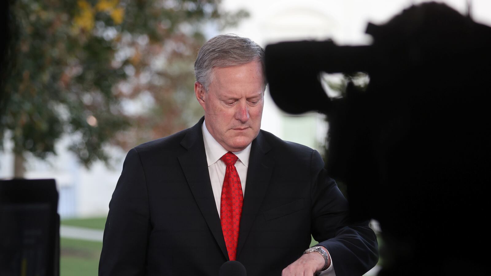 2020-10-07T223141Z_1012008664_RC2YDJ91WLI3_RTRMADP_3_HEALTH-CORONAVIRUS-TRUMP_ge57mw