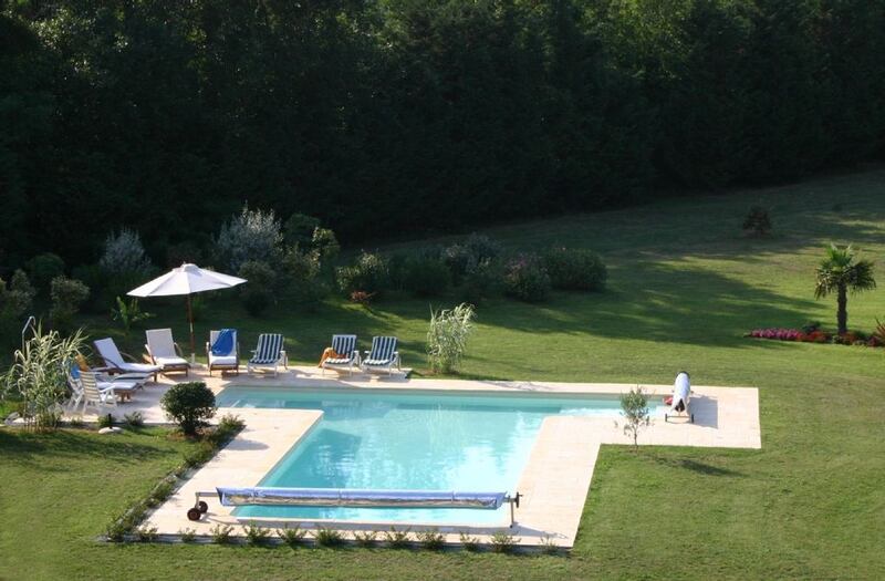 190816-MCNEARNEY-OMG-I-WANT-TO-RENT-THIS-HOUSE-France09_x41vmx