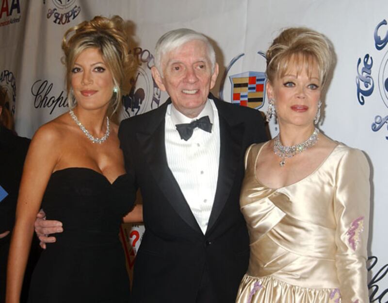 galleries/2010/05/13/celebrity-mama-drama/mama-drama---spelling_hl79gj