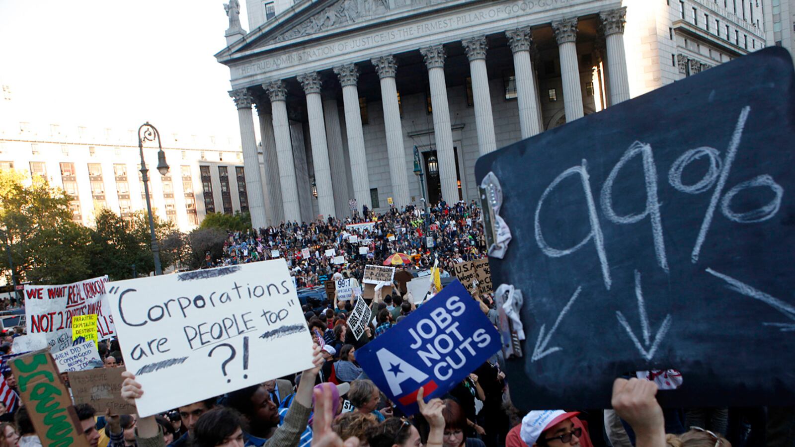 articles/2011/10/07/a-blow-by-blow-account-of-the-occupy-wall-street-protests-turned-into-mass-arrests/occupy-wall-street-deluca_rwze9t