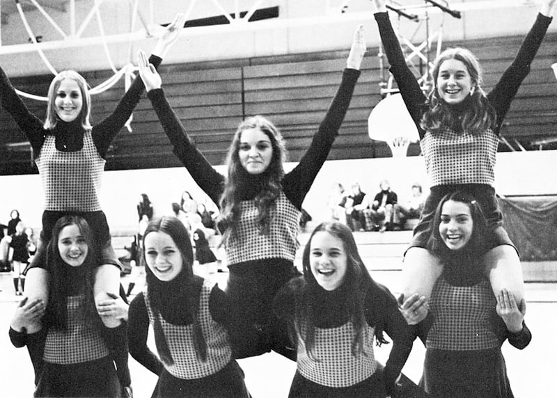 galleries/2011/09/05/celebrity-cheerleaders-photos/famous-cheerleaders-madonna_woa2dy