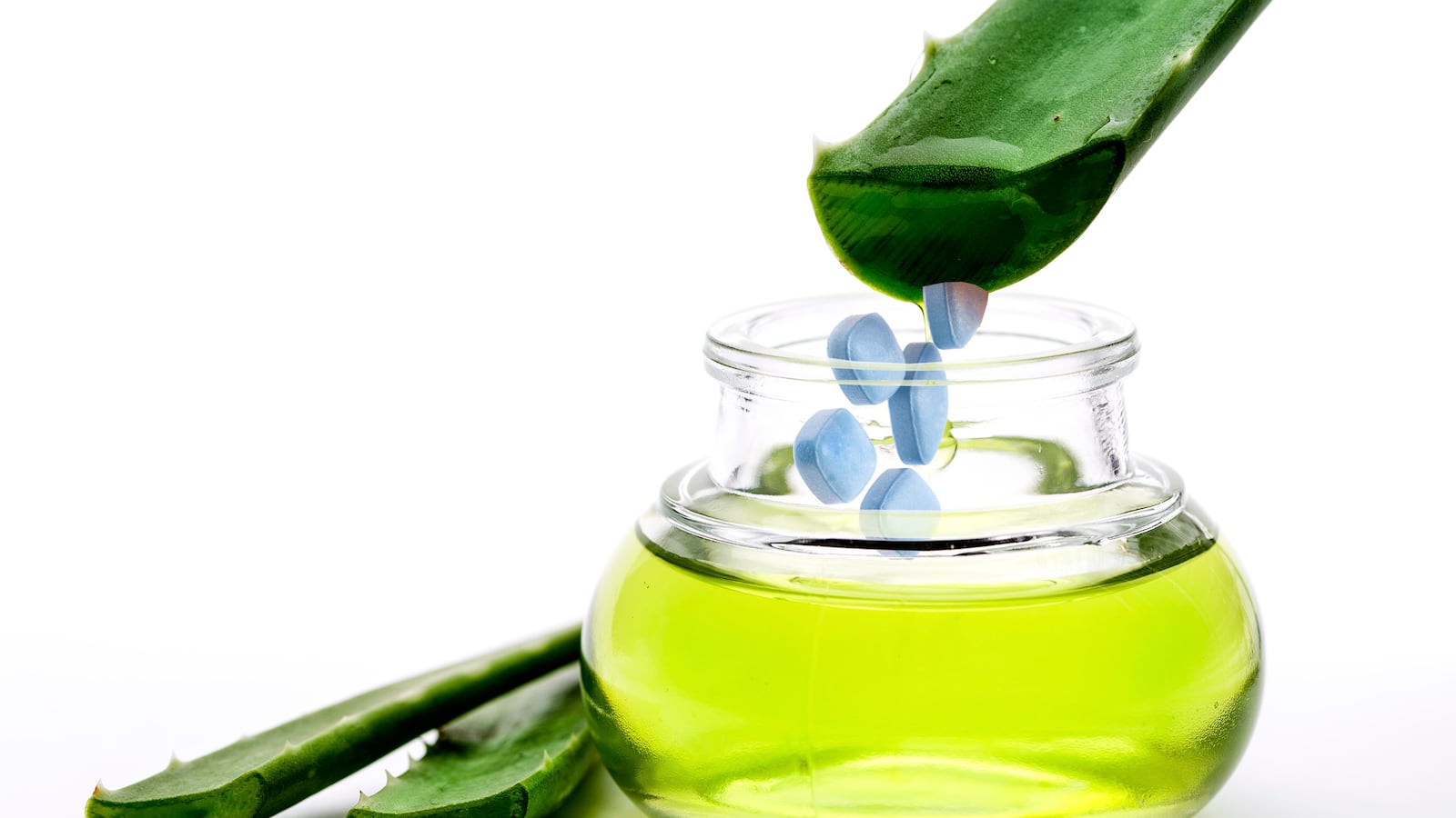 articles/2015/10/14/lamar-odom-s-toxic-drug-cocktail/151014-sauders-drug-cocktail-tease_mziqwv