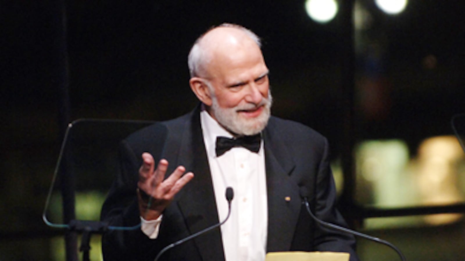 articles/2010/11/13/oliver-sacks-on-the-minds-eye-and-neurological-problems/holmes-oliver-sacks_136949_dlfheu