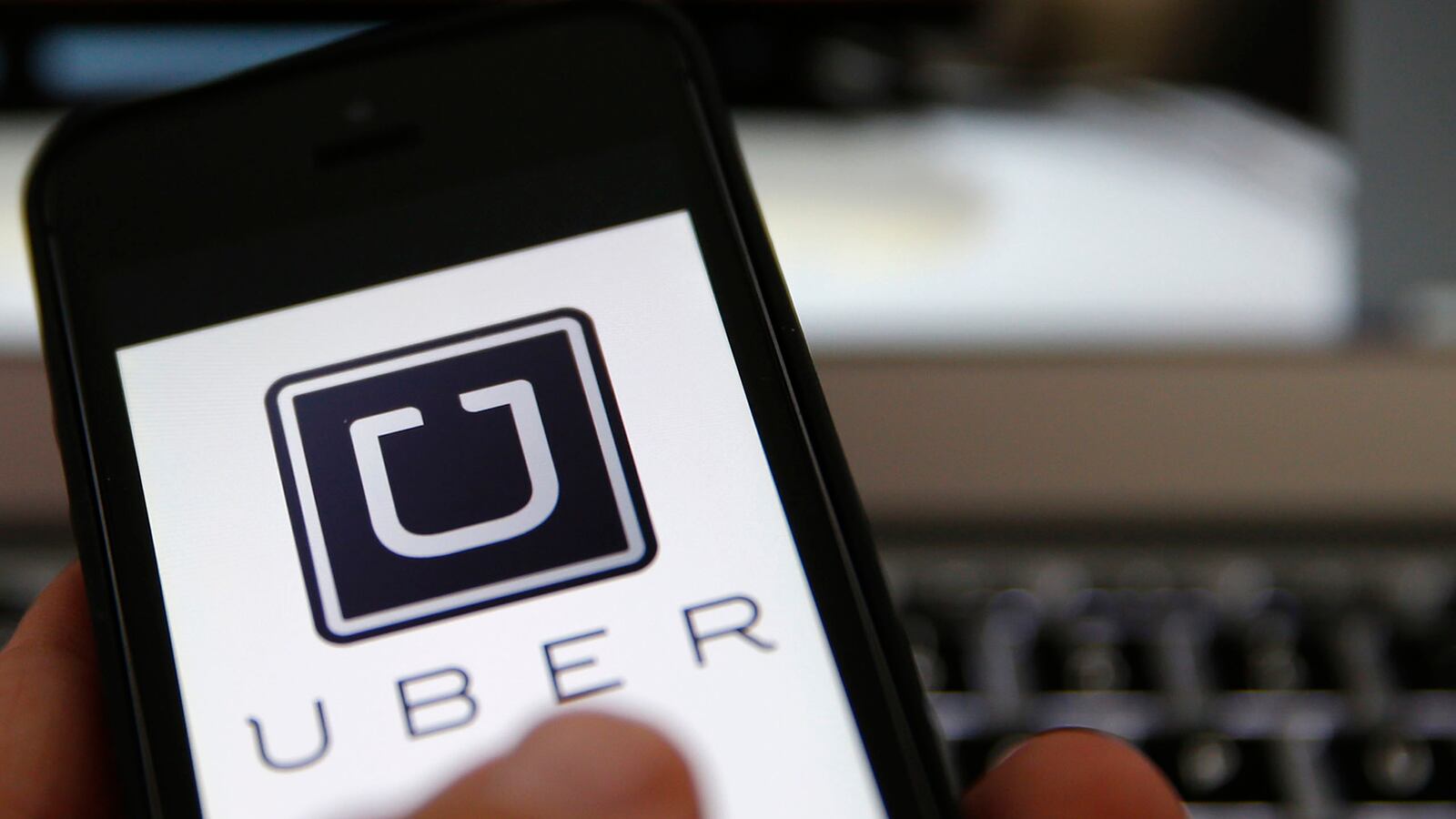 cheats/2015/07/22/uber-beats-city-hall/150714-zalkind-uber-assault-tease_hxleea