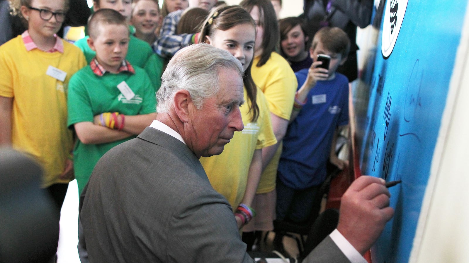 articles/2016/02/04/prince-charles-paintings-make-millions/160204-joiner-princepaints_mfijpb