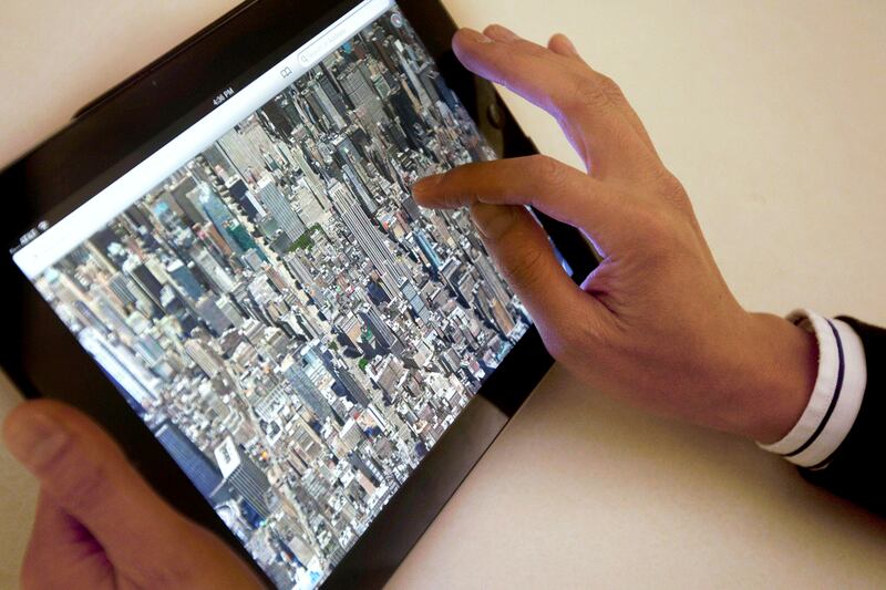 articles/2012/09/28/has-apple-maps-gotten-you-lost/apple-maps-tales_vmxntg