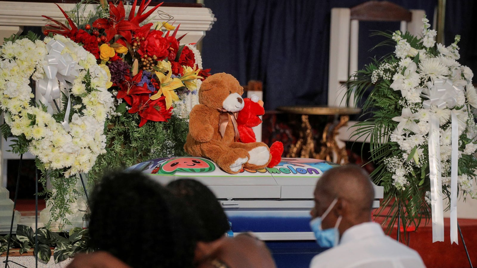 2020-07-27T184924Z_647837122_RC2T1I9JPJQ7_RTRMADP_3_USA-CRIME-NEW-YORK_gfb1oy