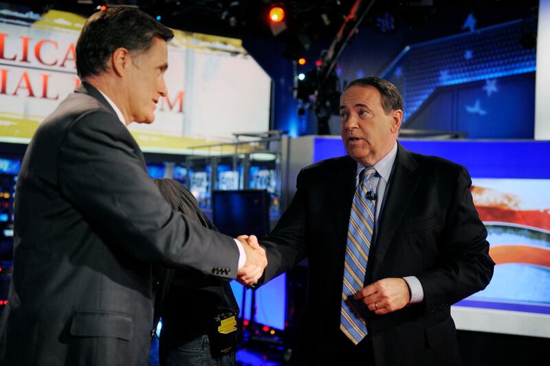 articles/2011/12/04/huckabee-grills-gop-candidates-in-republican-presidential-forum/huckabee-grills-the-gop-grove_yjr2h9