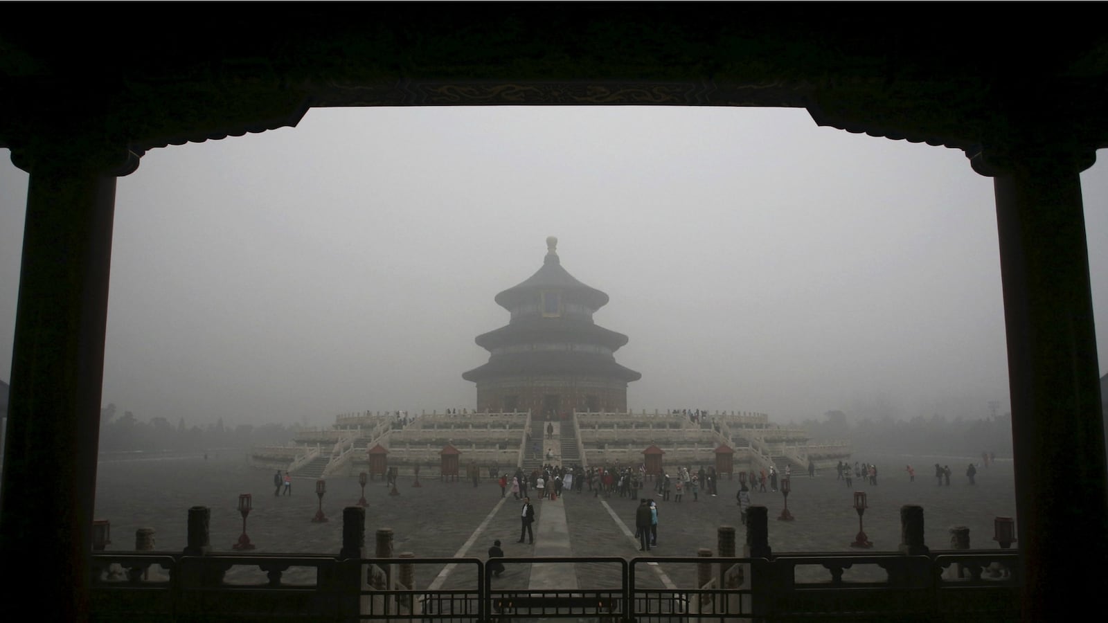 cheats/2015/12/01/beijing-smog-keeps-kids-out-of-school/151201-china-smog-cheat_dloglp