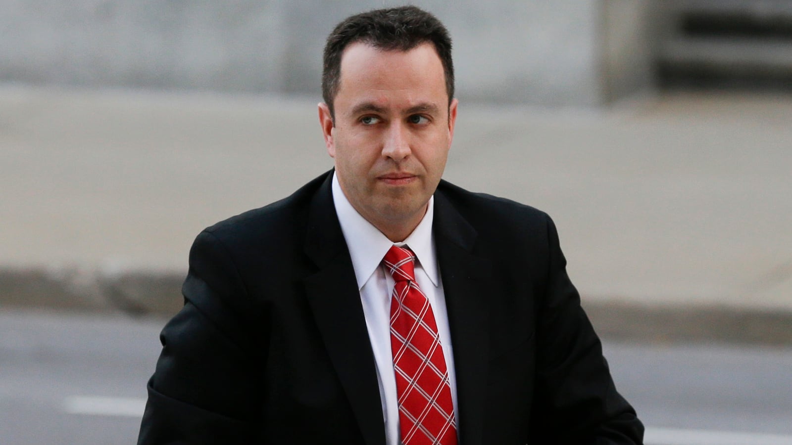 articles/2015/11/19/subway-perv-jared-fogle-blubbers-over-jail-sentence/151119-briquelet-jared-fogle-tease_pr94n2