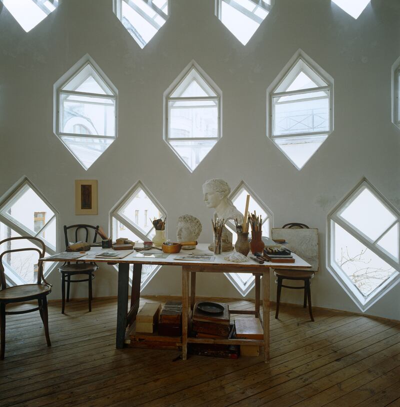 galleries/2013/03/22/omg-i-want-this-house-moscow-photos/130321-omghouse3_zr5ygt