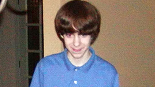 cheats/2012/12/30/body-of-adam-lanza-claimed-for-burial/adam-lanza-parents-daly-tease_lwona7