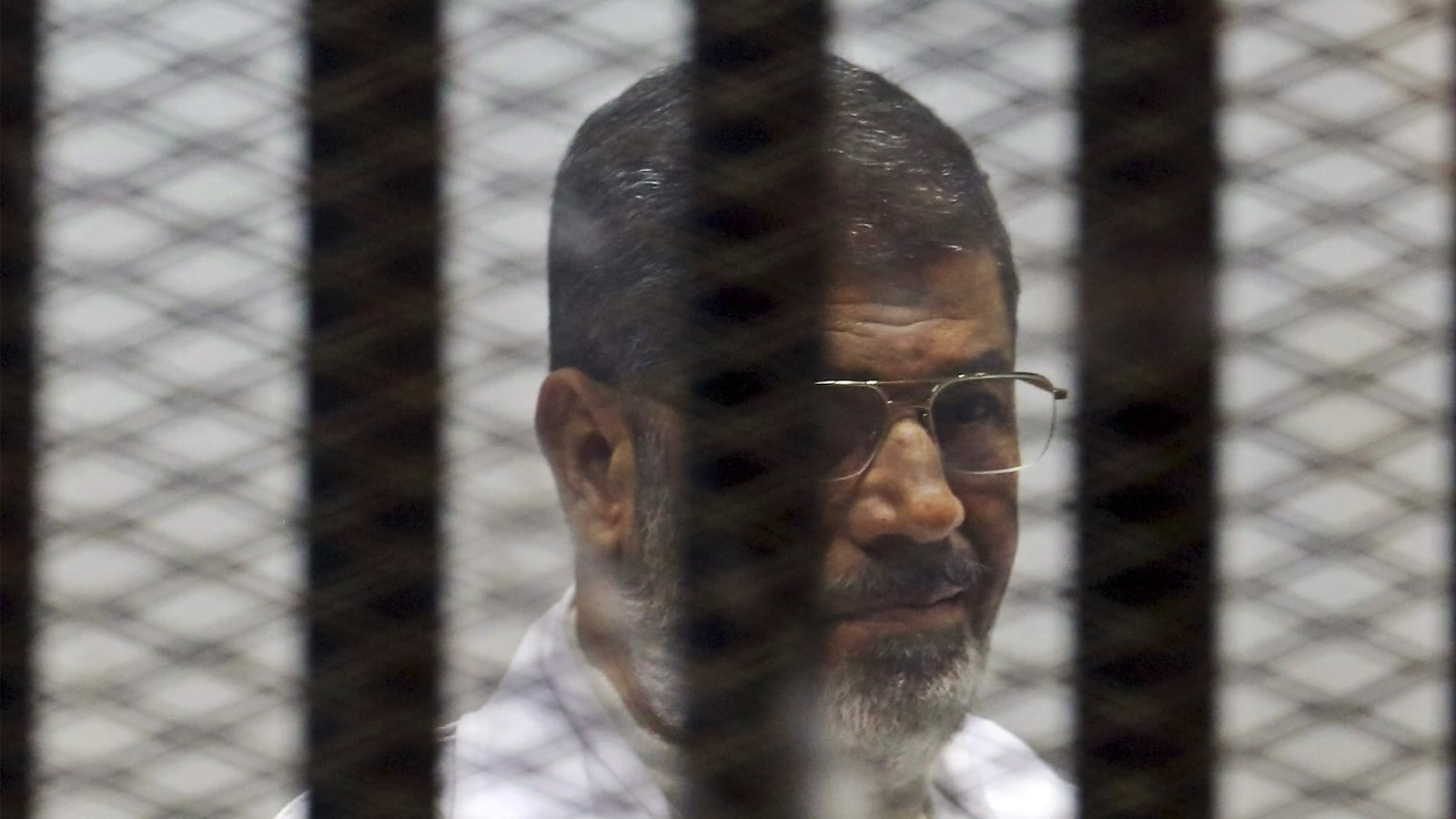 articles/2015/05/10/secret-tapes-of-the-2013-egypt-coup-plot-pose-a-problem-for-obama/150510-hertsgaard-morsi-tapes-tease_w0au6u