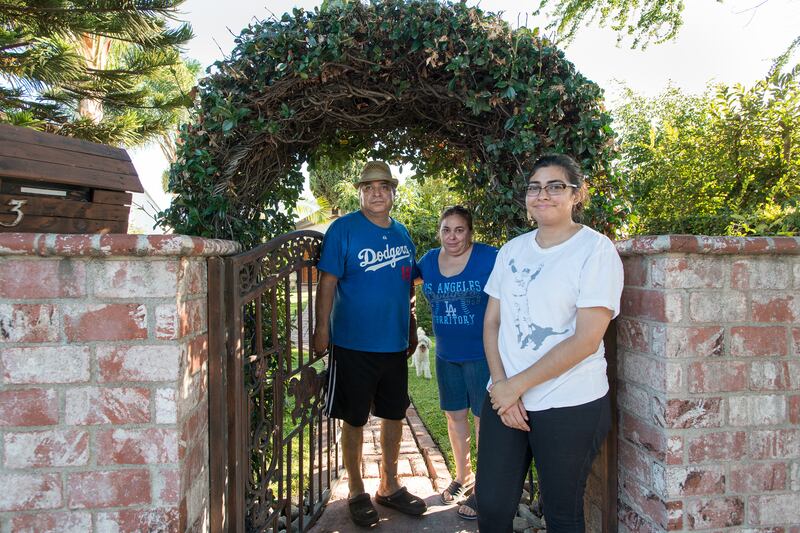 articles/2015/09/30/how-much-are-these-brown-lives-worth-latino-community-says-lead-battery-recycling-poisoned-them/150930-khn-lead-poisoning2-embed_urz2mv