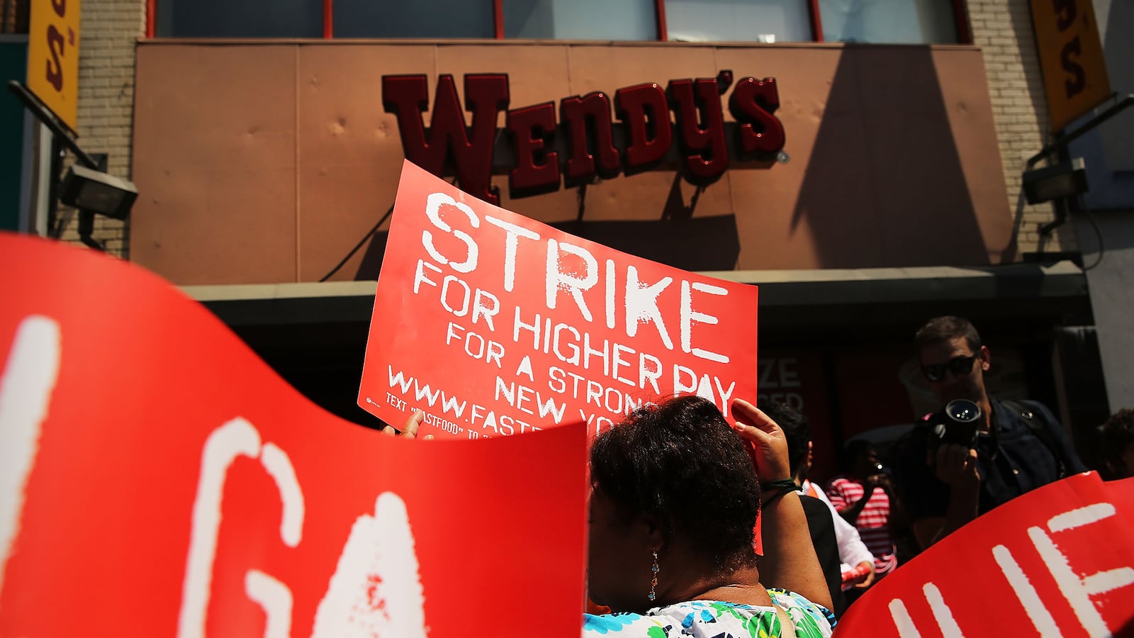 articles/2013/07/30/fast-food-workers-walk-out-of-jobs-to-protest-low-wages/130729-fast-food-tease_lcdjfi