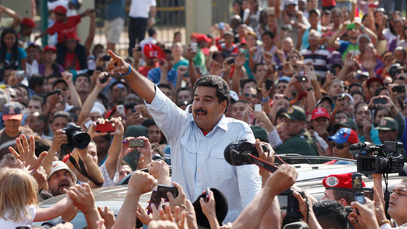 cheats/2013/04/15/chavez-successor-narrowly-wins-election/130415-maduro-venezuela-cheat_bc4jn6