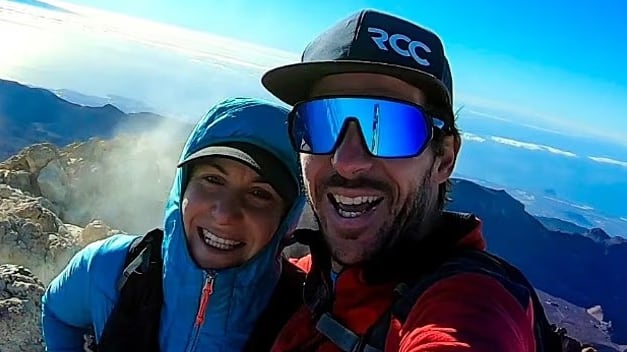 Mountaineer 'hurting so much' after leaving girlfriend to freeze to death