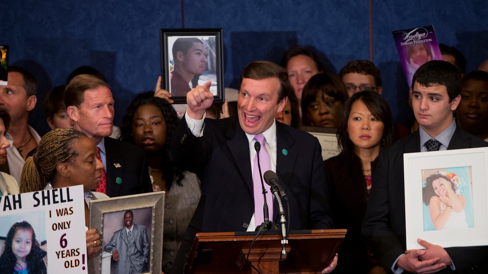 articles/2013/12/07/sen-chris-murphy-taking-on-the-nra-after-newtown/131206-freedlander-murphy-tease_nzbjkz