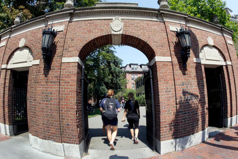 galleries/2013/10/16/20-most-rigorous-colleges-photos/2013-college-rankings-harvard-university_fypare