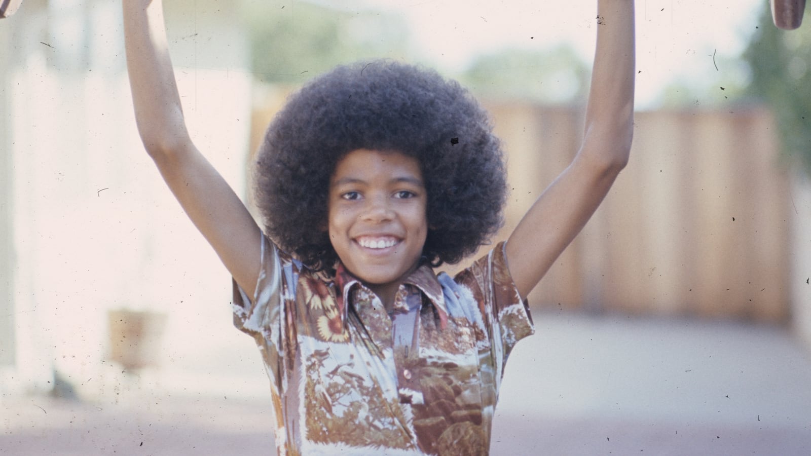 Foster Sylvers of the R and B group The Sylvers poses for a portrait at home circa 1974 in Los Angeles, California.