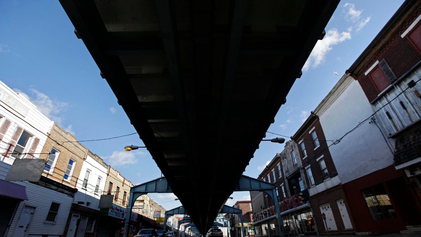 articles/2011/08/13/philadelphia-s-kensington-avenue-heroin-prostitution-and-no-police/philadelphia-heroin-deeney_qpujx8