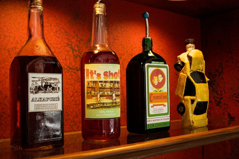 articles/2016/10/04/how-melrose-place-was-reborn-as-a-new-york-art-show/161003-freelander-melrose-place-embed_zyhegn