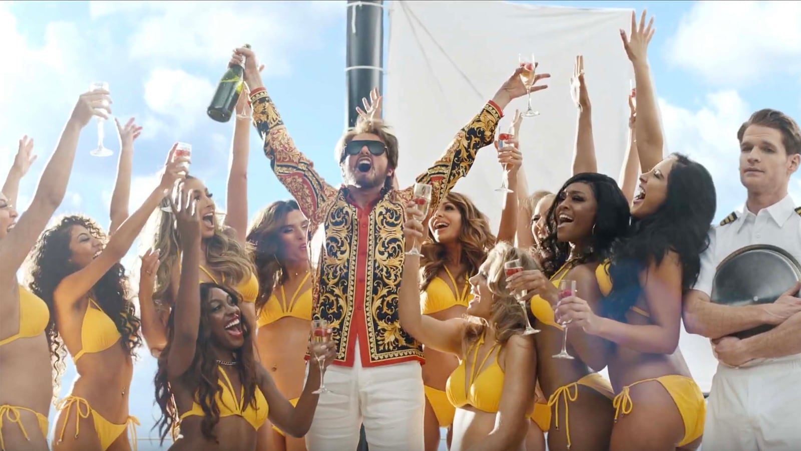 200227-julian-the-man-tease_i8bvzu