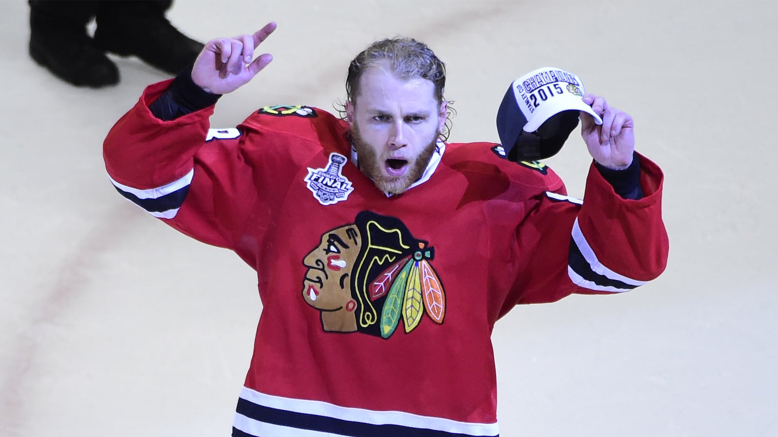 articles/2015/08/10/hashtag-rape-apologists-defend-nhl-star/150810-silverman-patrick-kane-tease_skdi9s