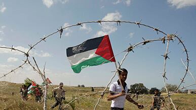 articles/2010/12/08/palestinian-statehood-obamas-challenge-at-the-united-nations/aslan-palestine-statehood_145863_uo5tpw