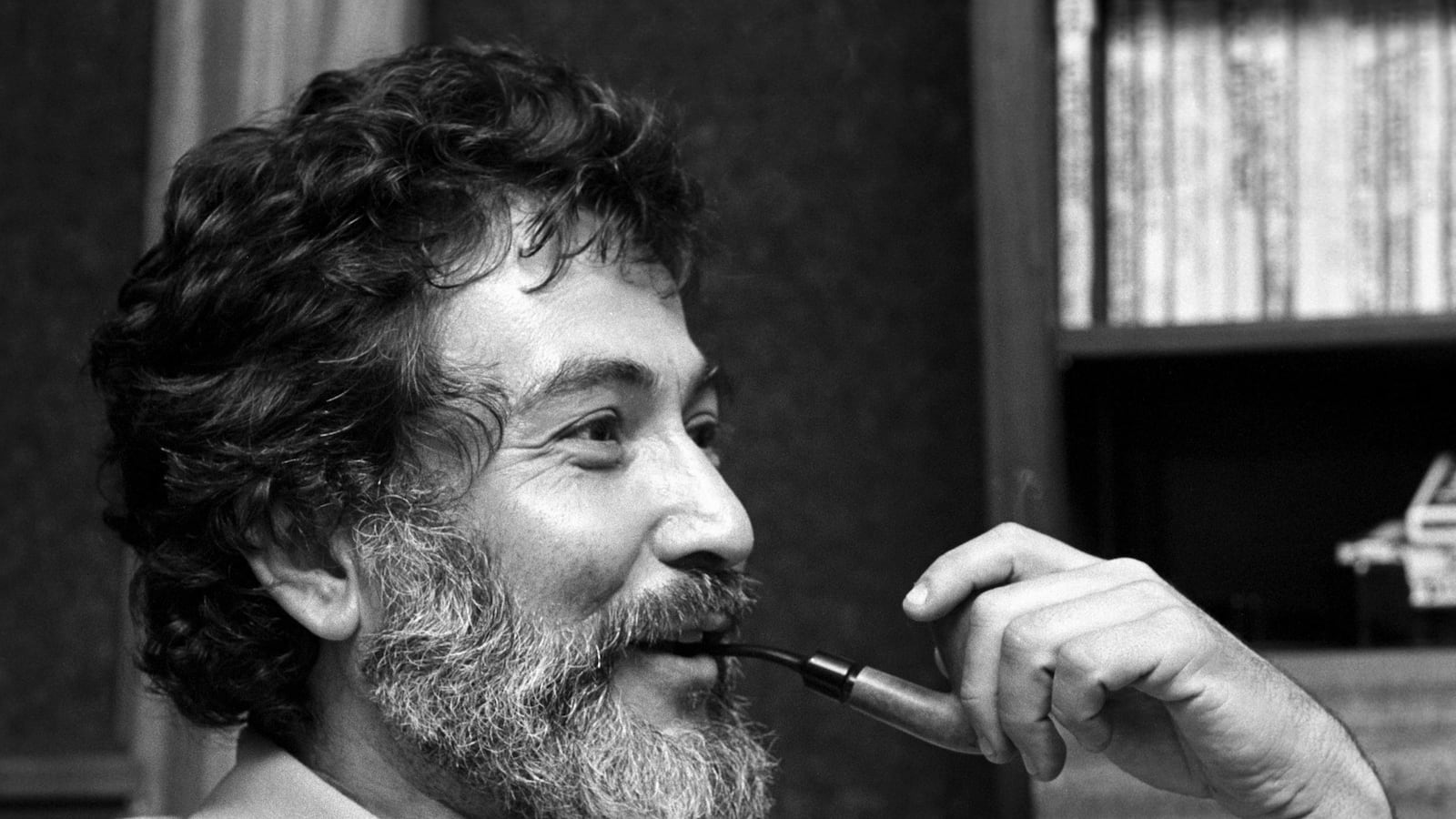 articles/2017/01/21/nat-hentoff-celebrated-jazz-and-freedom/170121-blumenfeld-nat-hentoff-tease_wgl0ap