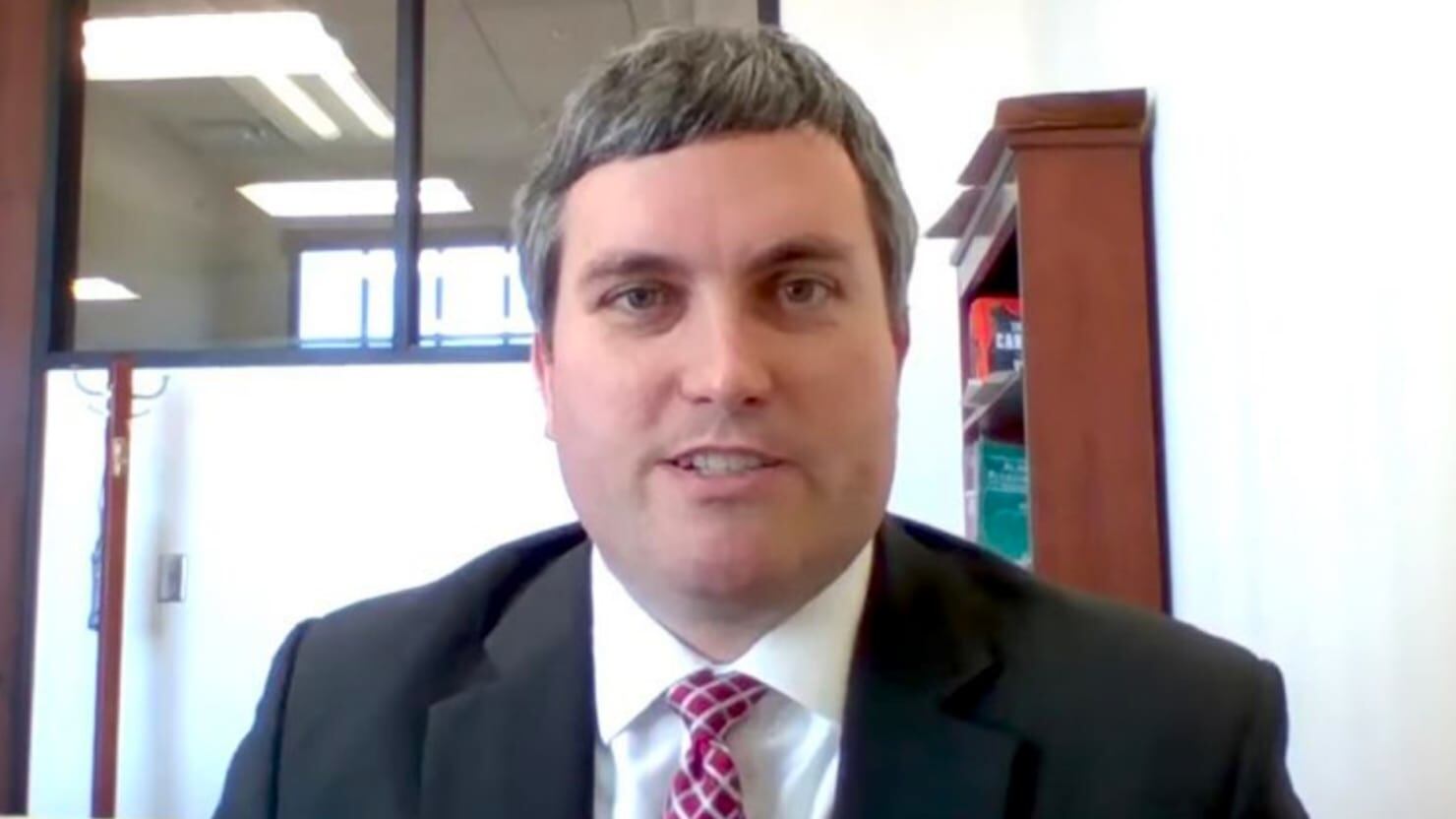 171212-Trump-judicial-nominee-cheat_kwqk9q