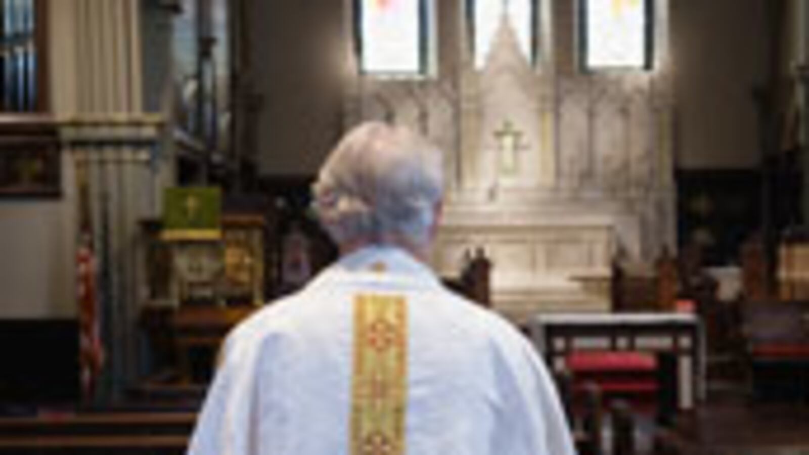 articles/2010/04/26/priest-sex-tape-horror/phillips-brazil-priest_96416_njtjhg