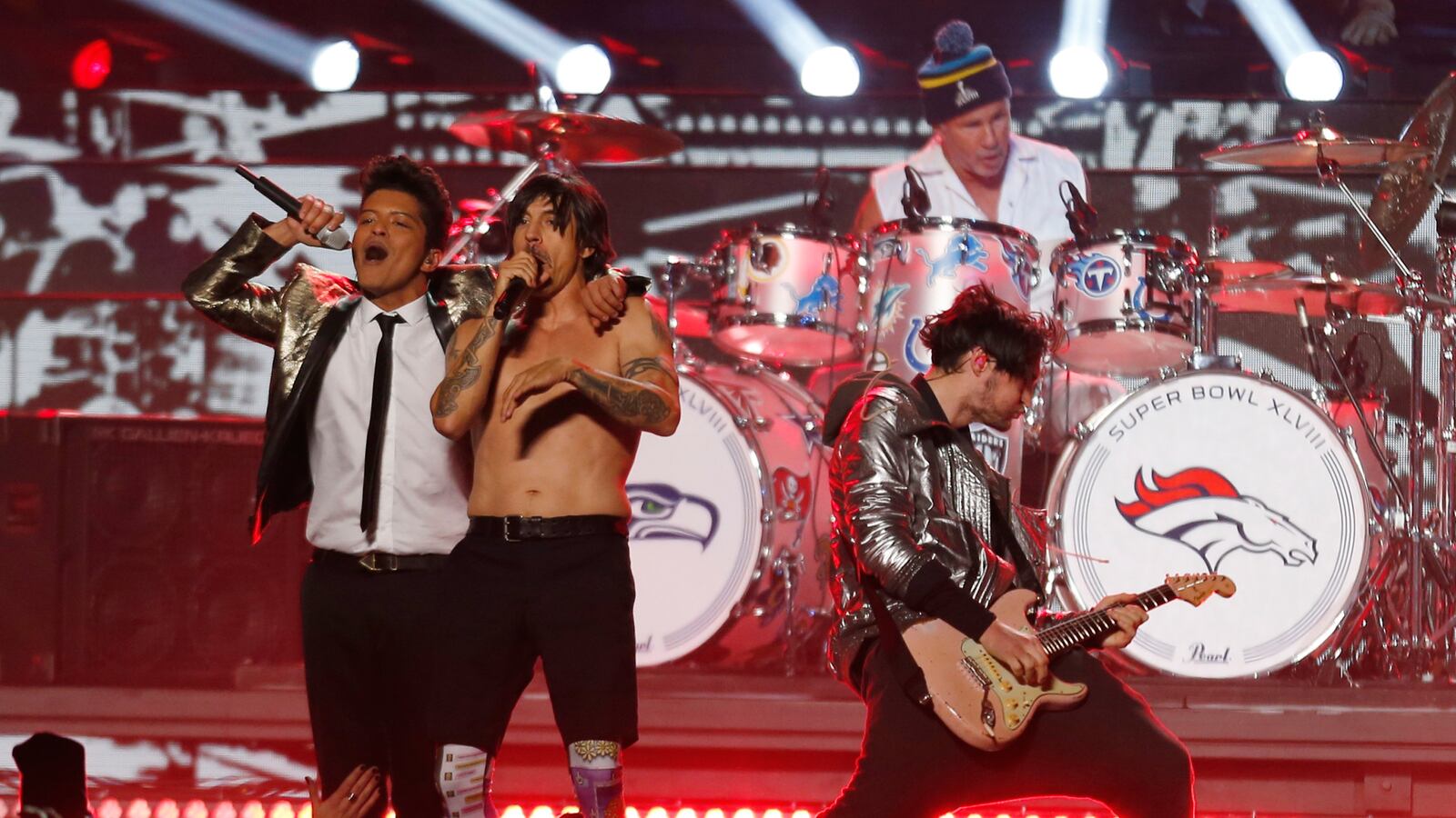 cheats/2014/02/04/red-hot-chili-pepper-unplugged/140204-red-hot-cheat_jkigzr