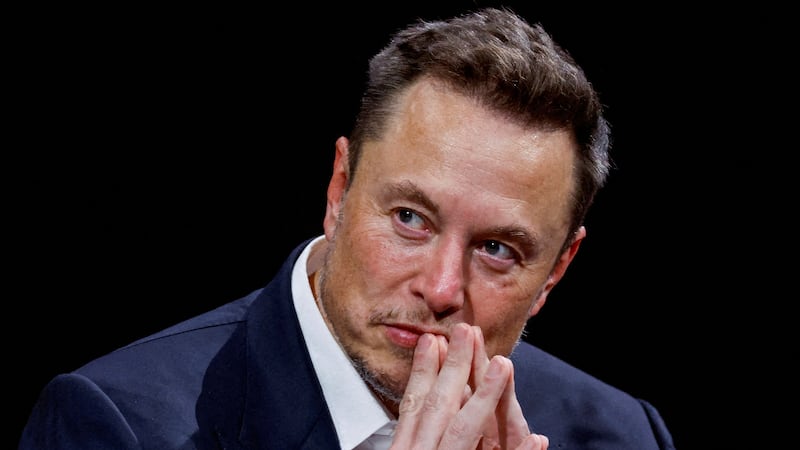 FILE PHOTO: Elon Musk, CEO of Tesla and SpaceX, gestures as he attends the Viva Technology conference dedicated to innovation and startups at the Porte de Versailles exhibition centre in Paris, France, June 16, 2023. REUTERS/Gonzalo Fuentes/File Photo