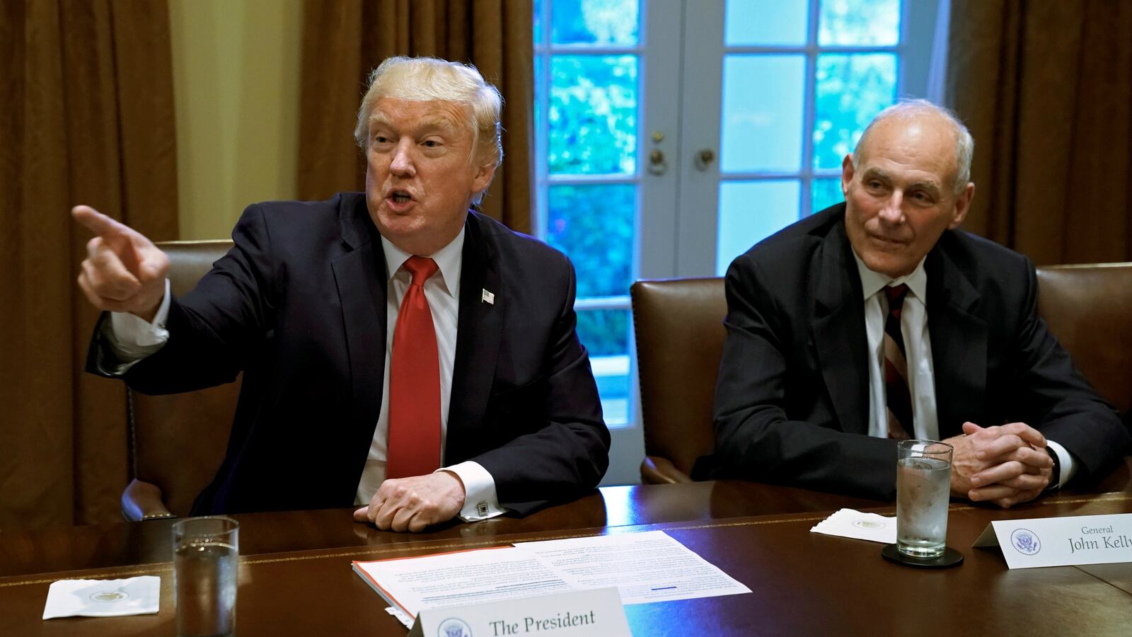 171005-tillerson-cheat_wvrrkq