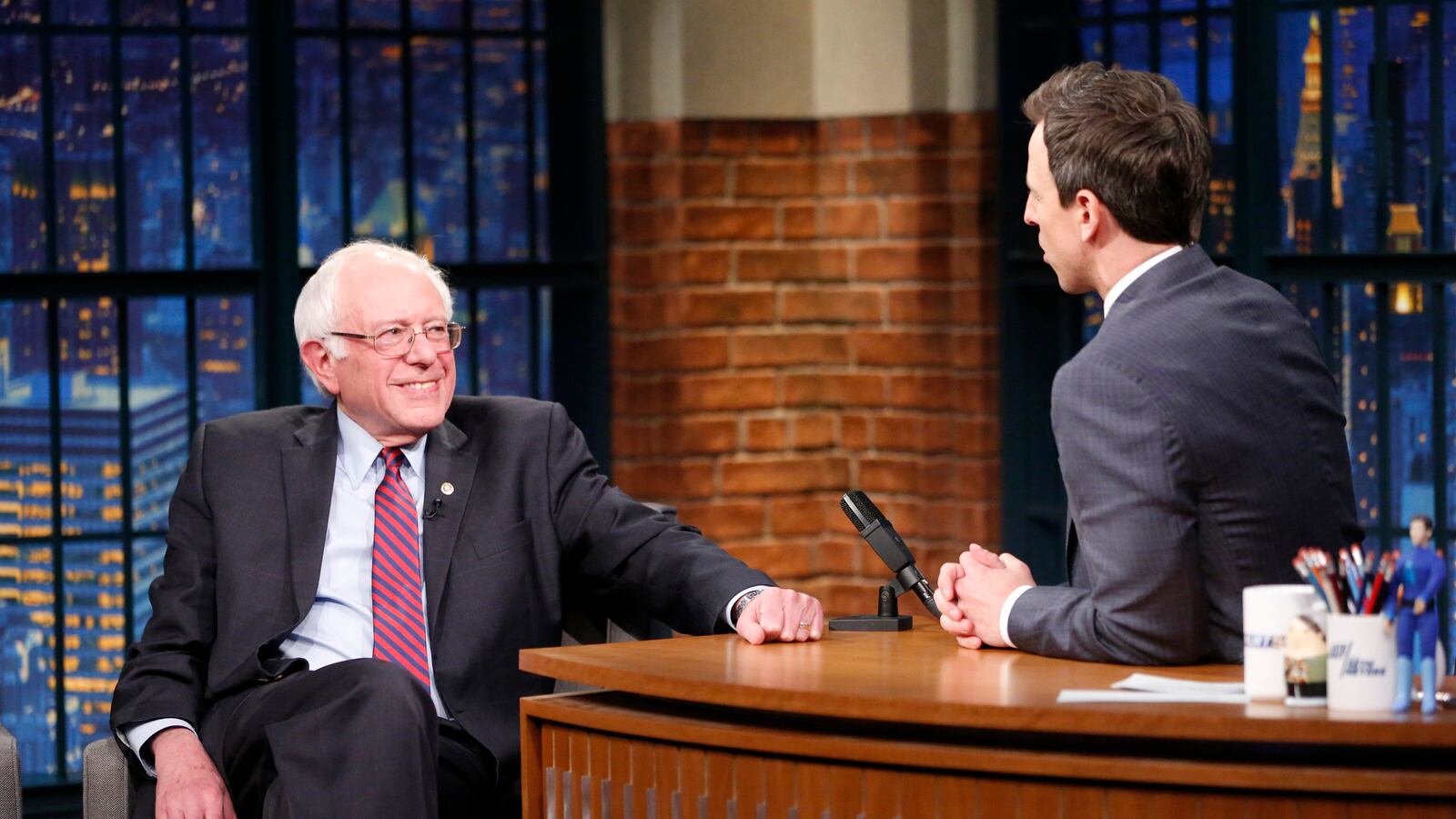 articles/2016/04/07/bernie-sanders-no-regrets-about-calling-hillary-clinton-unqualified/160407-wilstein-bernie-sanders-seth-meyers_tease_we8wsk