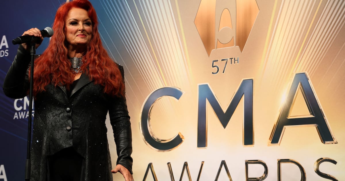 Wynonna Judd Offers Explanation After CMAs Performance Backlash