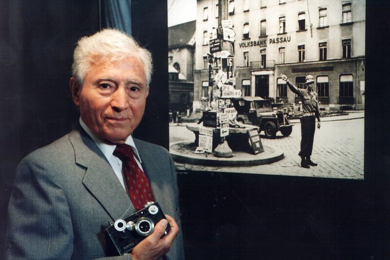 articles/2013/07/05/the-soldier-with-the-bazooka-world-war-ii-iraq-and-a-story-of-the-good-war/130703-tony-vaccaro-tease_ngcja9