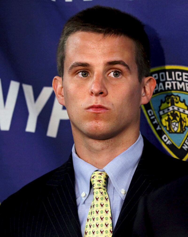 articles/2014/12/16/protesters-punched-this-good-samaritan-cop/141215-daly-good-samaritan3-embed_kxovv5